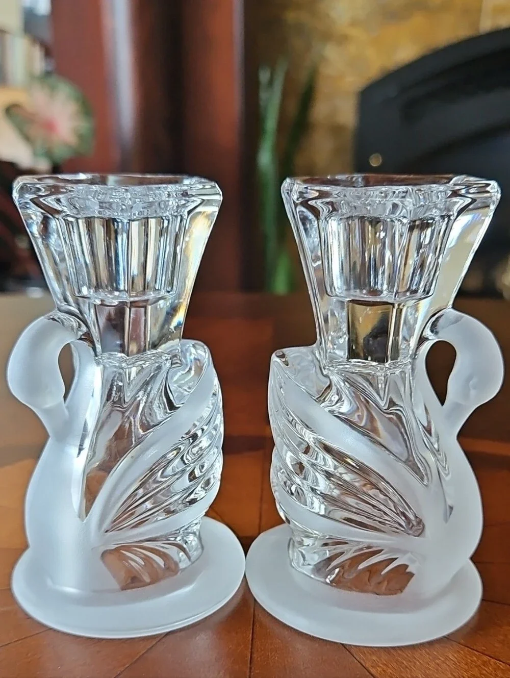 VTG PartyLite Clear Frosted 24% Lead Crystal Swan Taper Candle Holders Set of 2